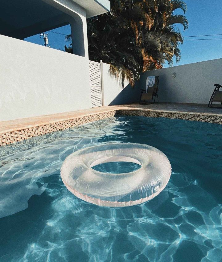 Dawson pool cleaning