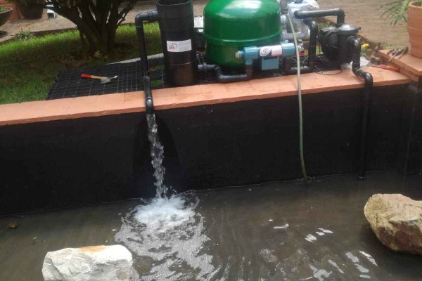 pool-leak